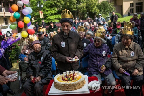 중국 항저우 양로원             [EPA 연합뉴스 자료사진]
